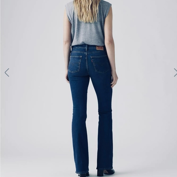 Levi's 726 Flare Jeans Size 30 NWT - Picture 2 of 11